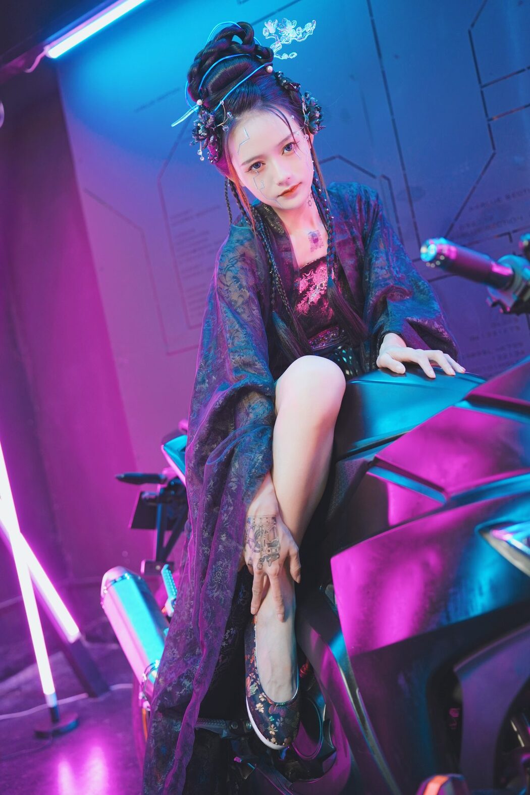 YiTuYu艺图语 Vol.4811 Tu Zi Zzz Bu Chi Hu Luo Bo