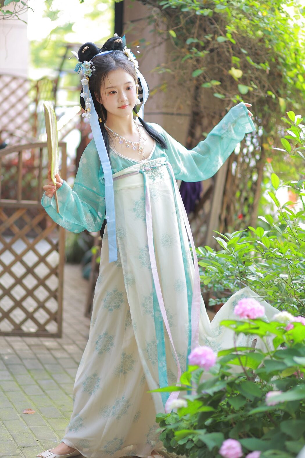 YiTuYu艺图语 Vol.4703 You Er Bai Bai