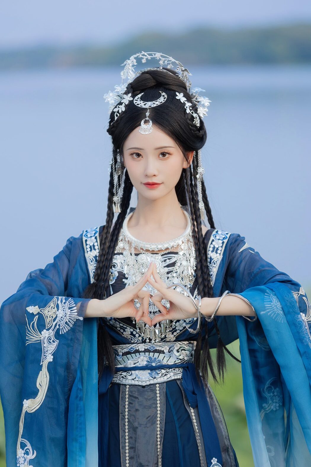 YiTuYu艺图语 Vol.4761 Jia Yue Yue Yue