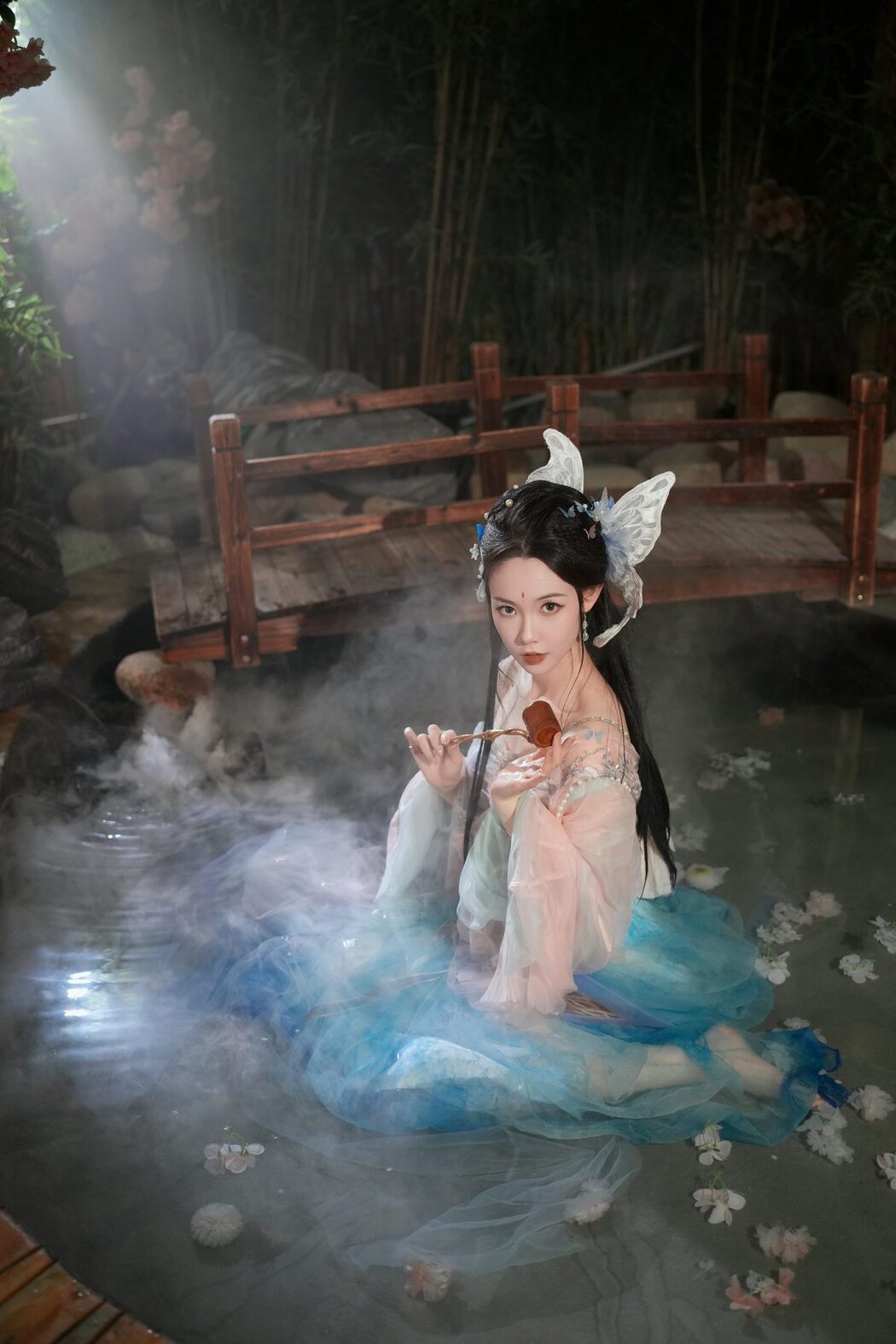 YiTuYu艺图语 Vol.4768 Vi Ge Vivian