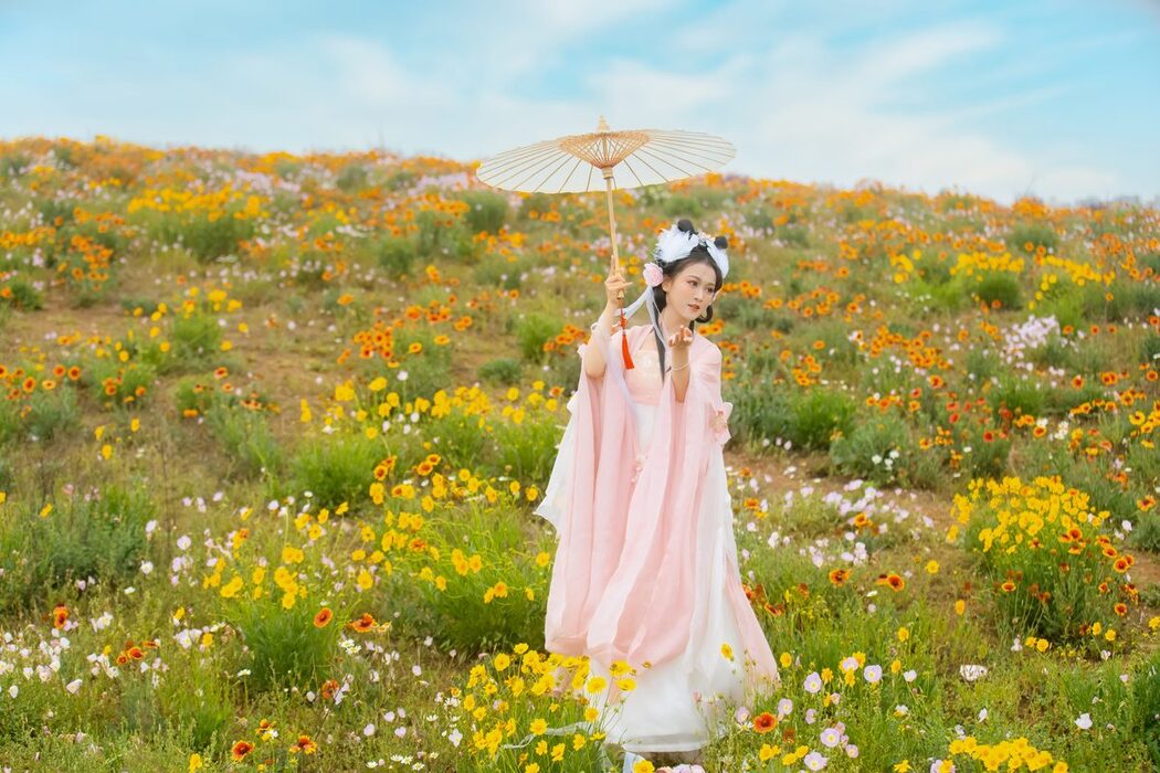 YiTuYu艺图语 Vol.4812 Shi Er