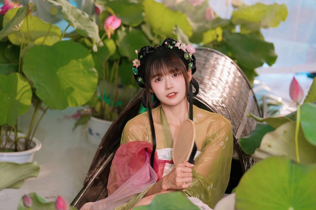 YiTuYu艺图语 Vol.4707 Tu Zi Zzz Bu Chi Hu Luo Bo