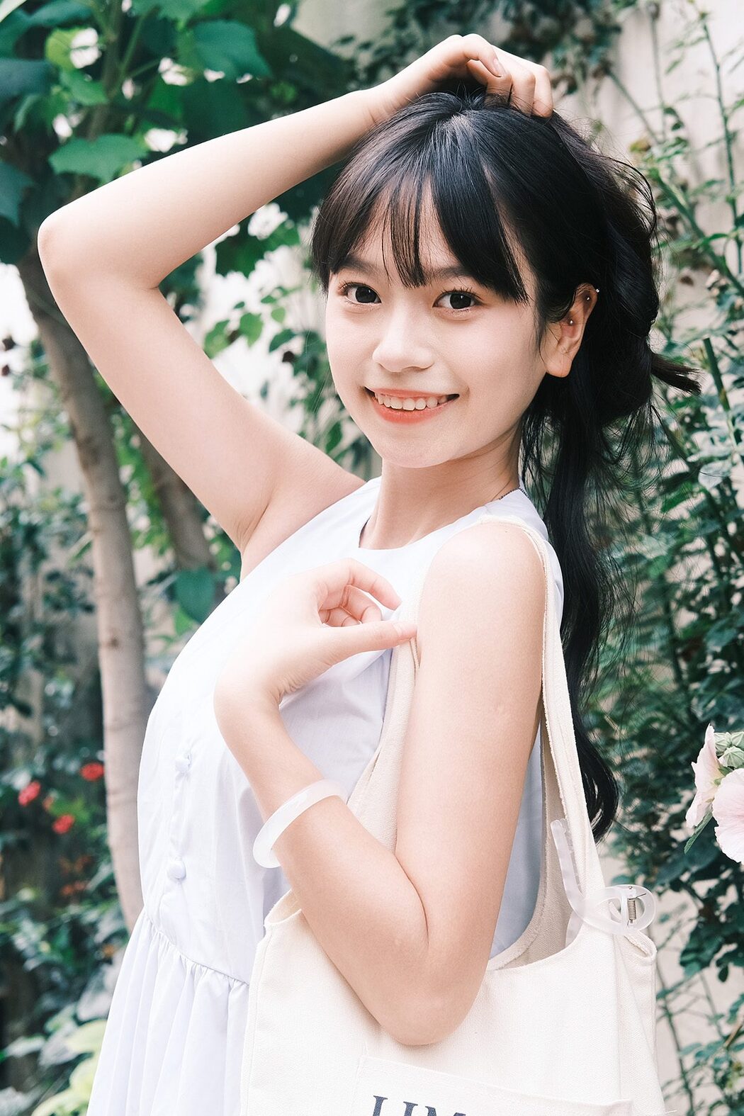 YiTuYu艺图语 Vol.4714 Yan Yun Lin Er Cover Photo