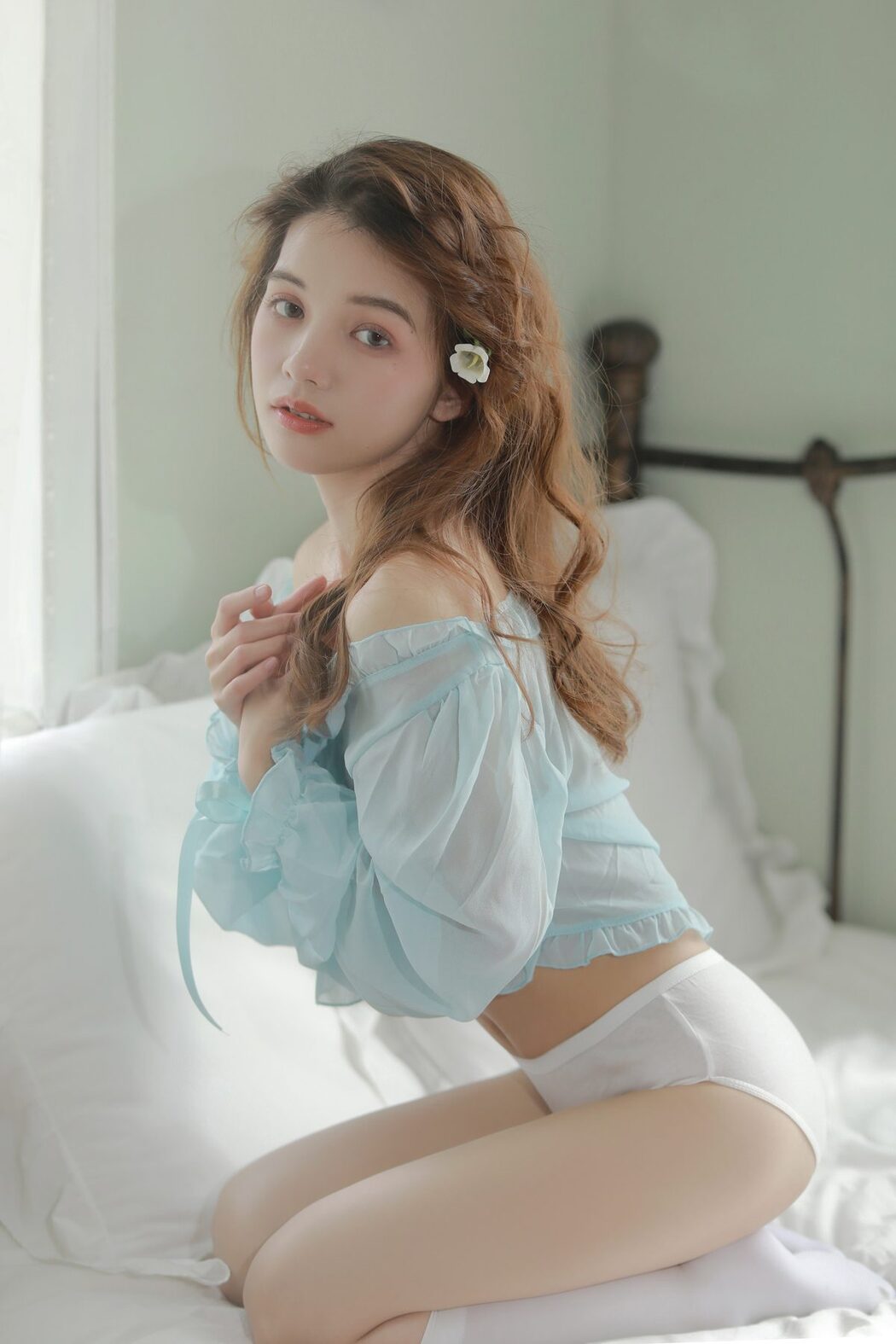 YiTuYu艺图语 Vol.4716 Sheng Chang Yu Si