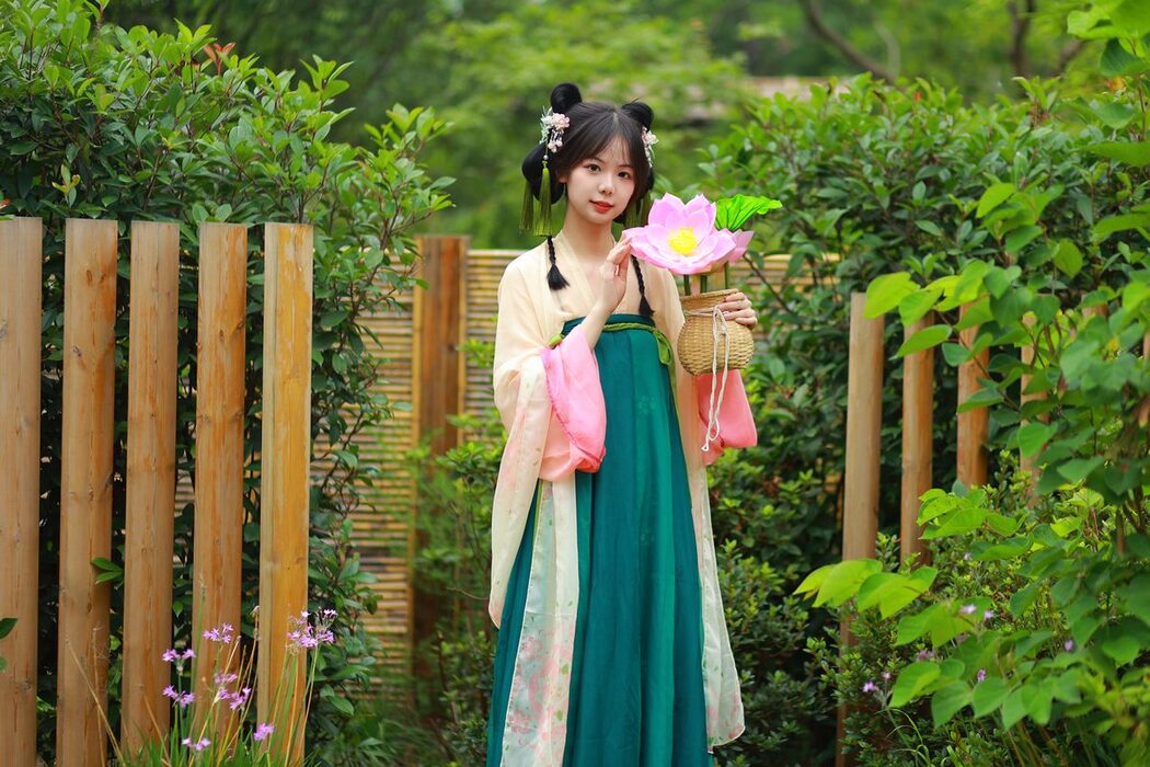 YiTuYu艺图语 Vol.4789 Mu Yan Se CC