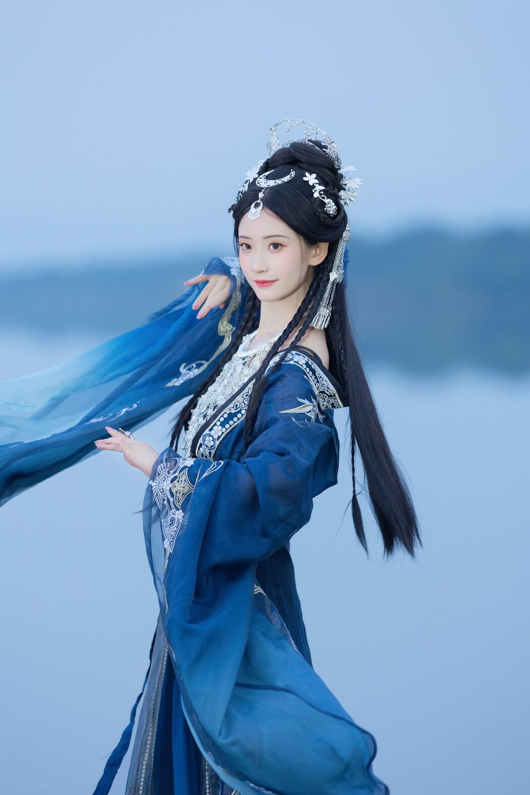 YiTuYu艺图语 Vol.4761 Jia Yue Yue Yue