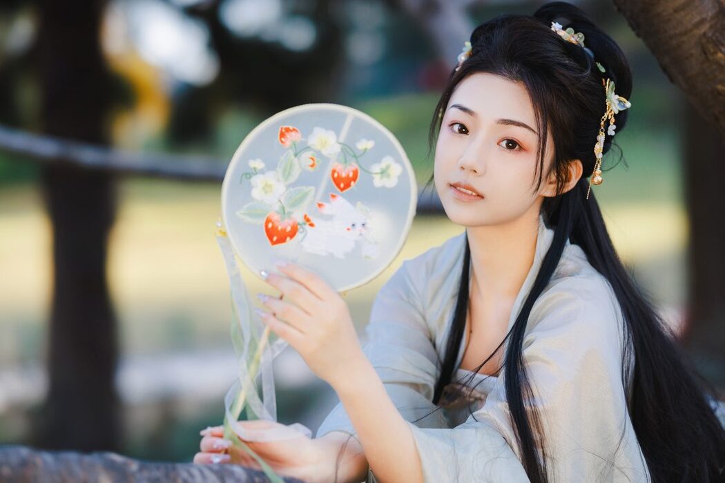 YiTuYu艺图语 Vol.4833 Pei Tong Xue