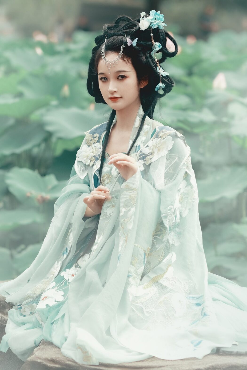 YiTuYu艺图语 Vol.4854 Zhang Yu Cover Photo