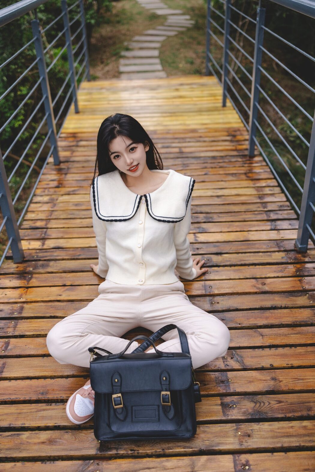 YiTuYu艺图语 Vol.4762 Aka Ki Qing Ko