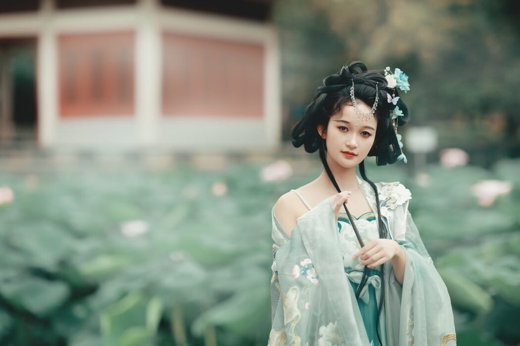 YiTuYu艺图语 Vol.4854 Zhang Yu