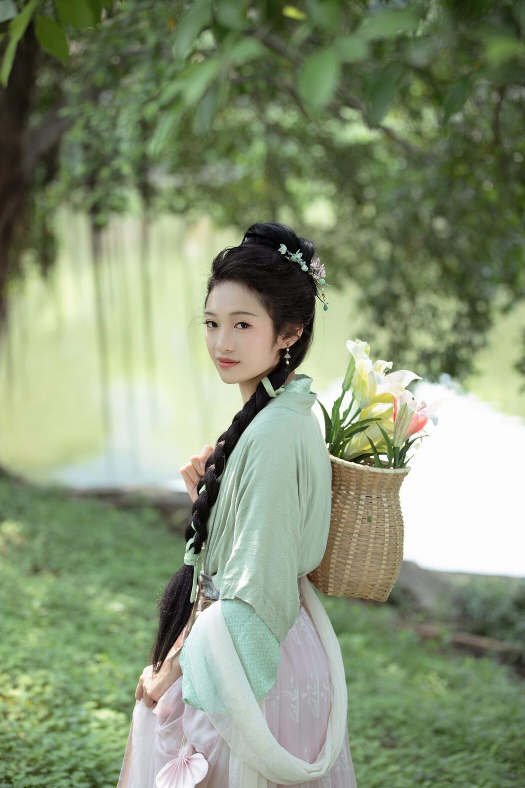 YiTuYu艺图语 Vol.4836 Li