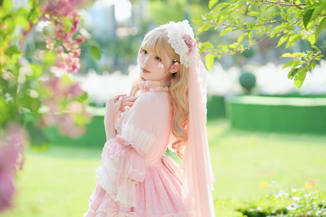 YiTuYu艺图语 Vol.4943 Xin Bao Xin Bao Tian Tian Chi Bao