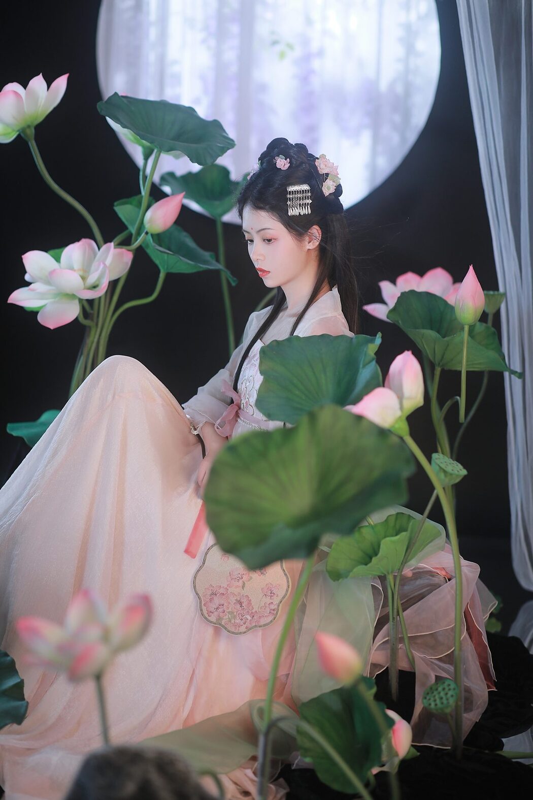 YiTuYu艺图语 Vol.4974 Dai Bu Zhu De Yi Mi