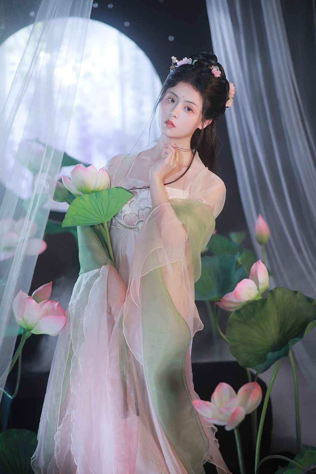 YiTuYu艺图语 Vol.4974 Dai Bu Zhu De Yi Mi