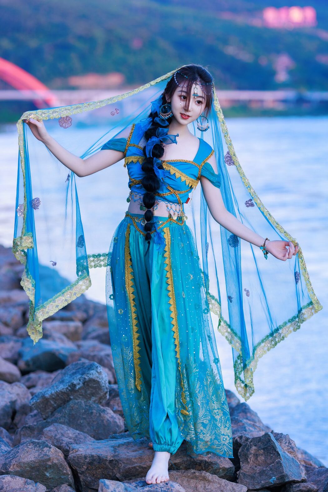 YiTuYu艺图语 Vol.4881 She Kong De Luan Luan