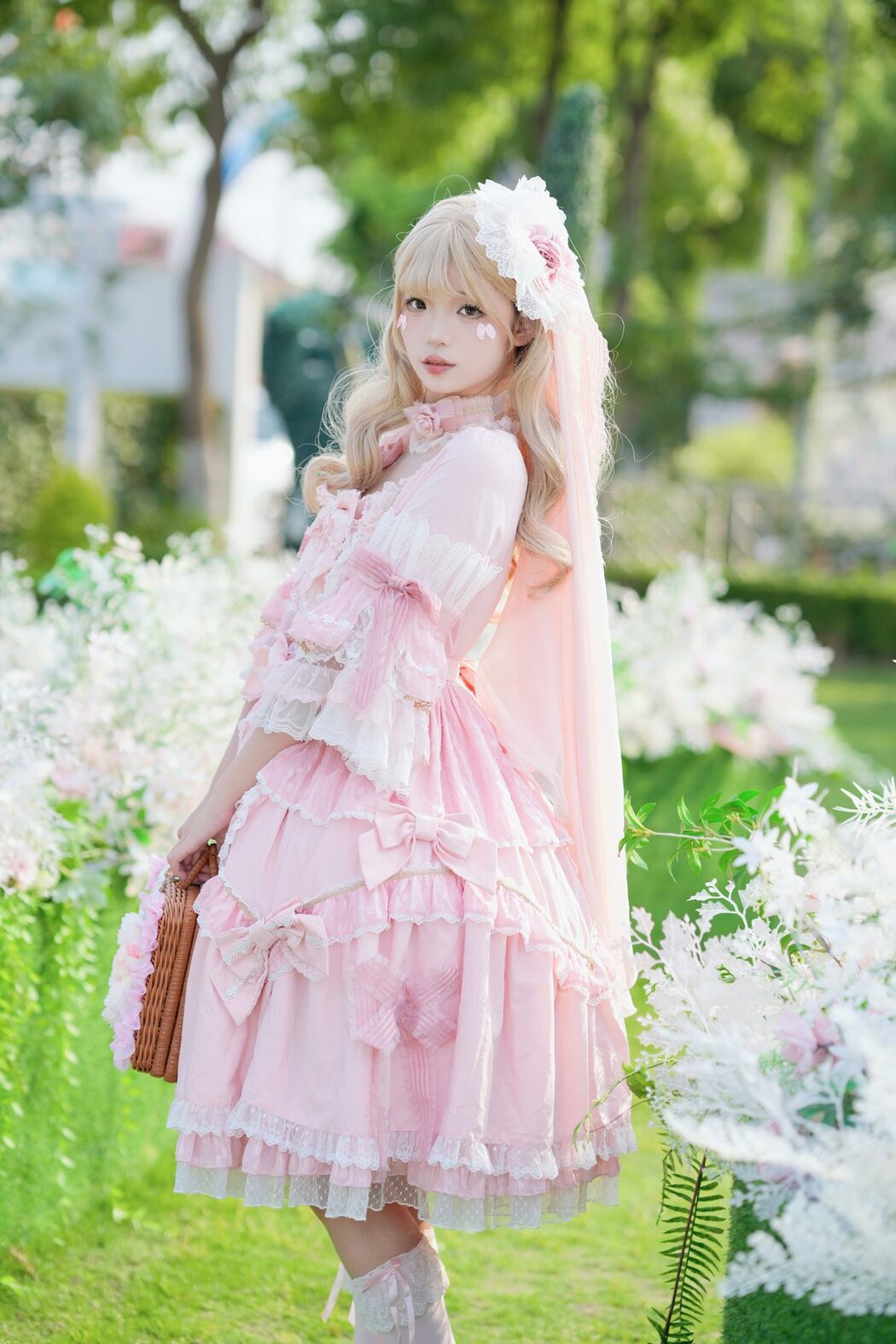 YiTuYu艺图语 Vol.4943 Xin Bao Xin Bao Tian Tian Chi Bao