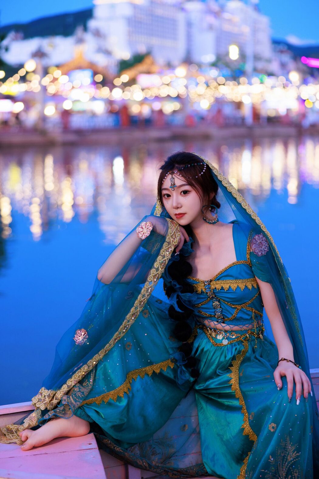 YiTuYu艺图语 Vol.4881 She Kong De Luan Luan