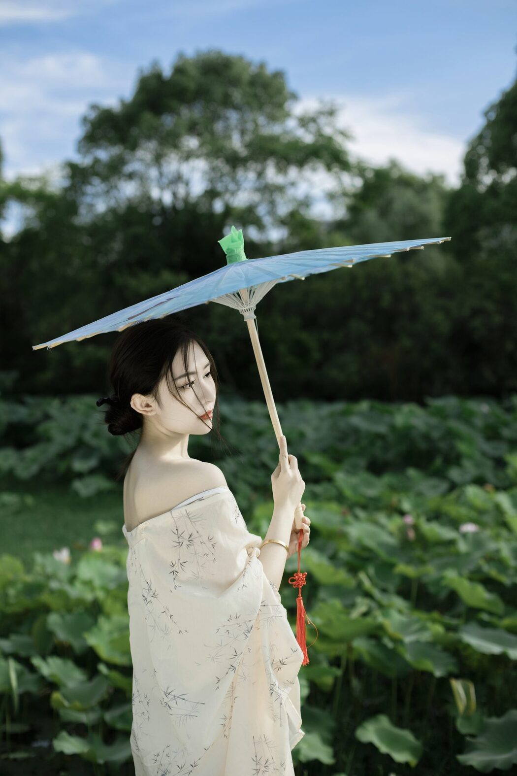 YiTuYu艺图语 Vol.4976 Ke Ke Duo Ni