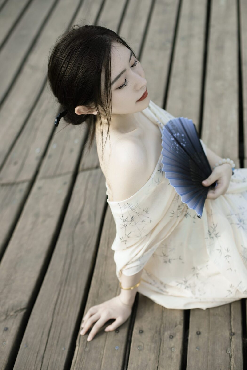 YiTuYu艺图语 Vol.4976 Ke Ke Duo Ni