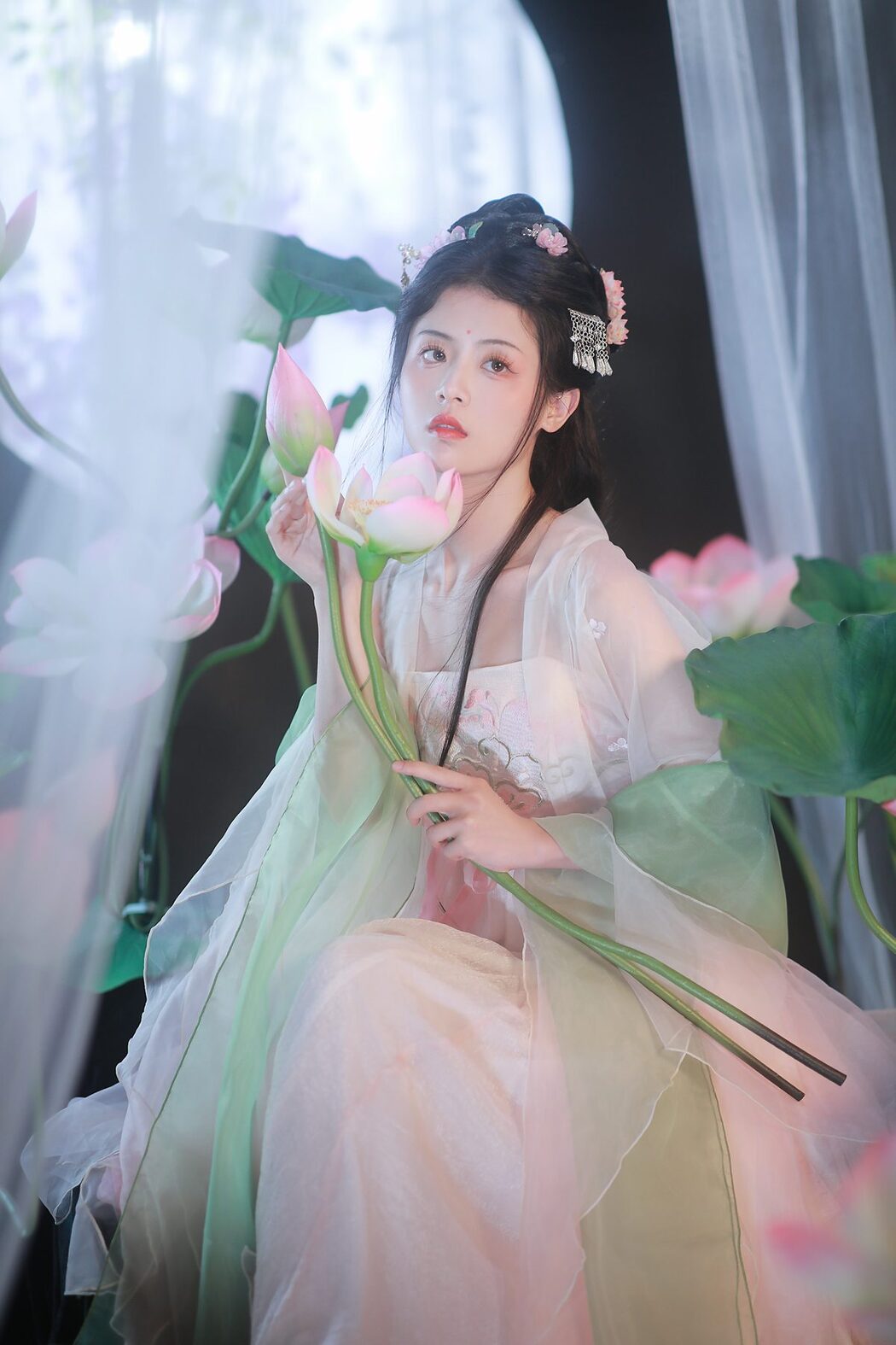 YiTuYu艺图语 Vol.4974 Dai Bu Zhu De Yi Mi