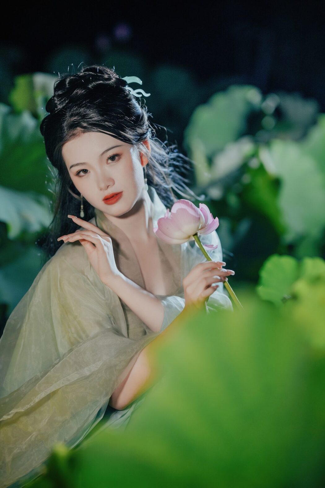 YiTuYu艺图语 Vol.4861 Yue Li