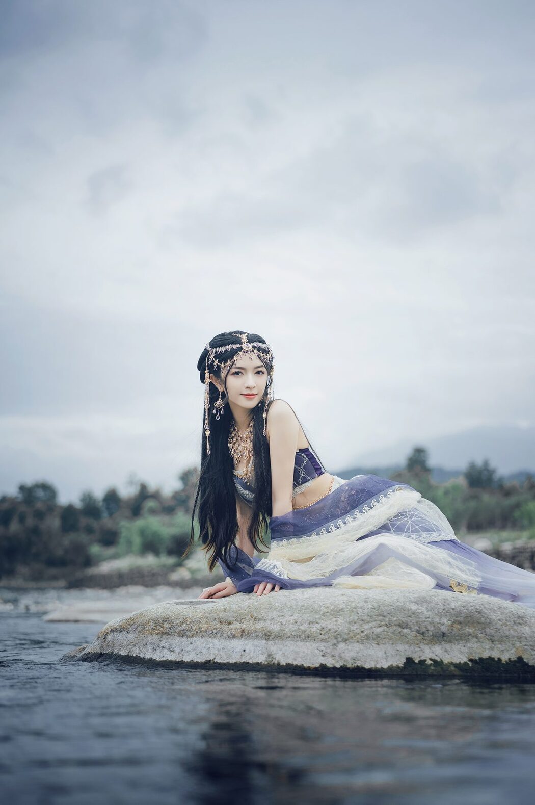 YiTuYu艺图语 Vol.4908 Xin Yi