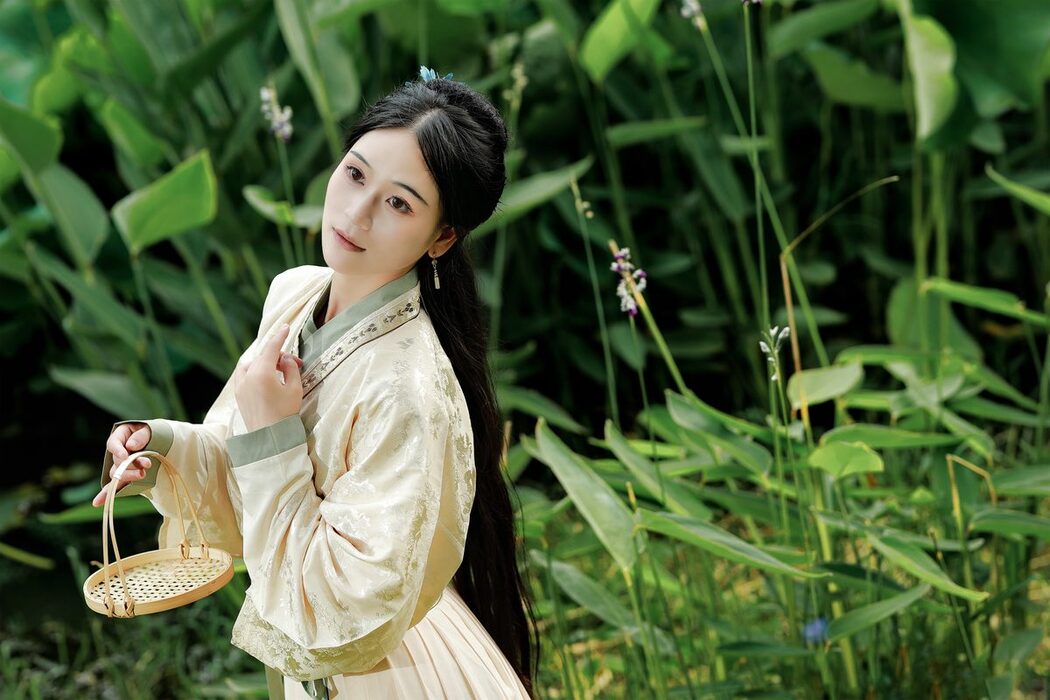 YiTuYu艺图语 Vol.4863 Chang Nian W