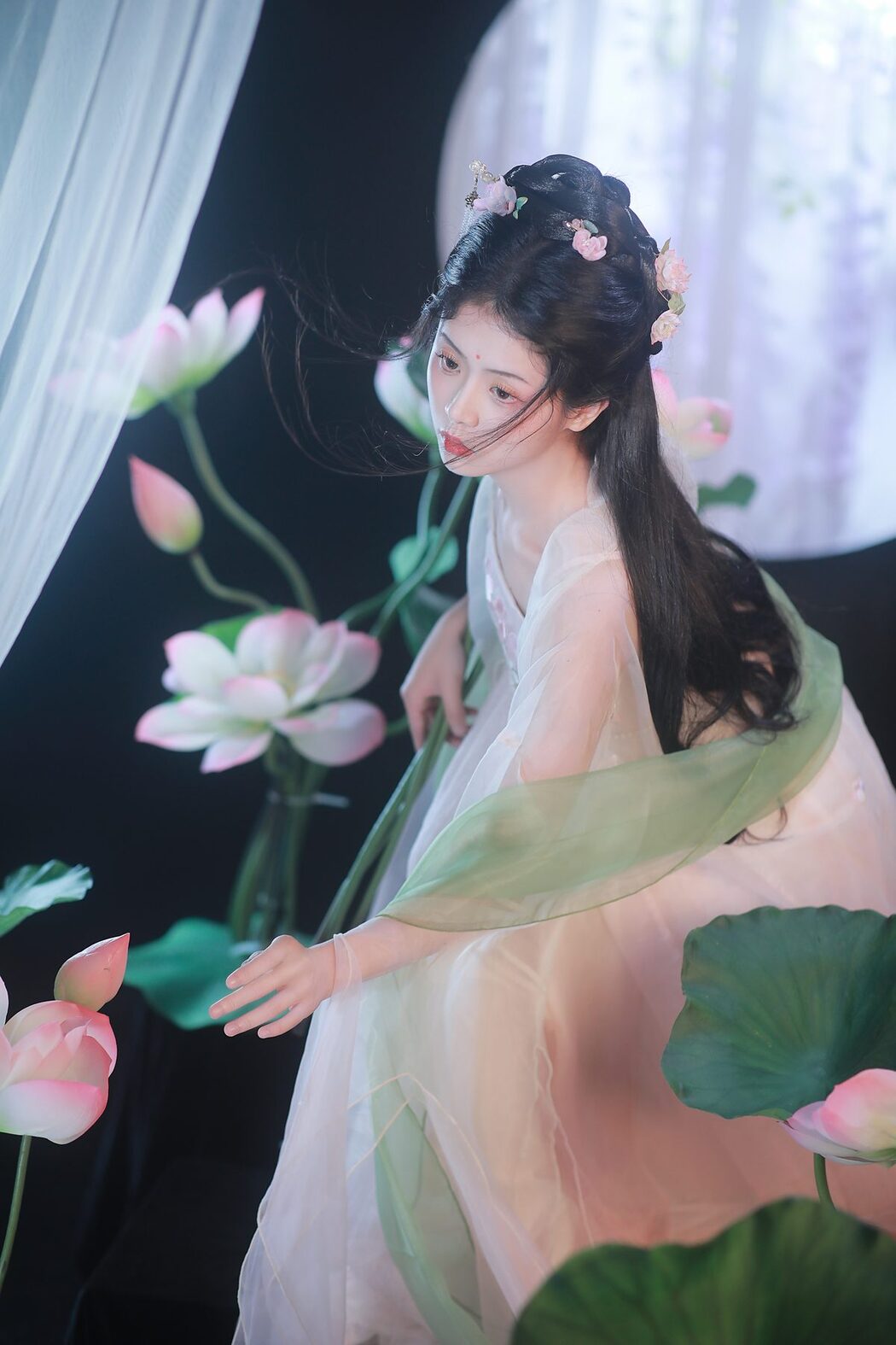 YiTuYu艺图语 Vol.4974 Dai Bu Zhu De Yi Mi