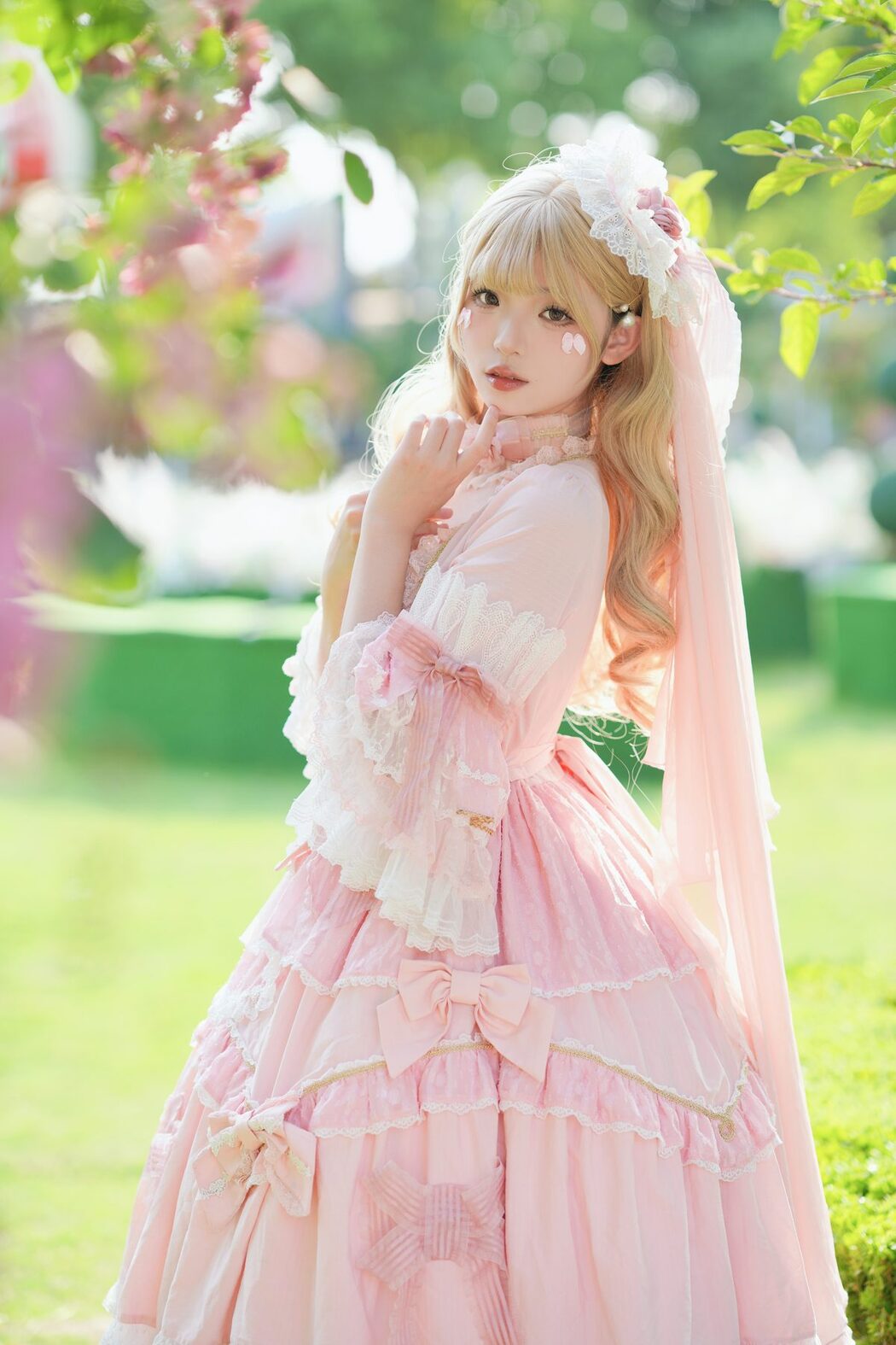 YiTuYu艺图语 Vol.4943 Xin Bao Xin Bao Tian Tian Chi Bao