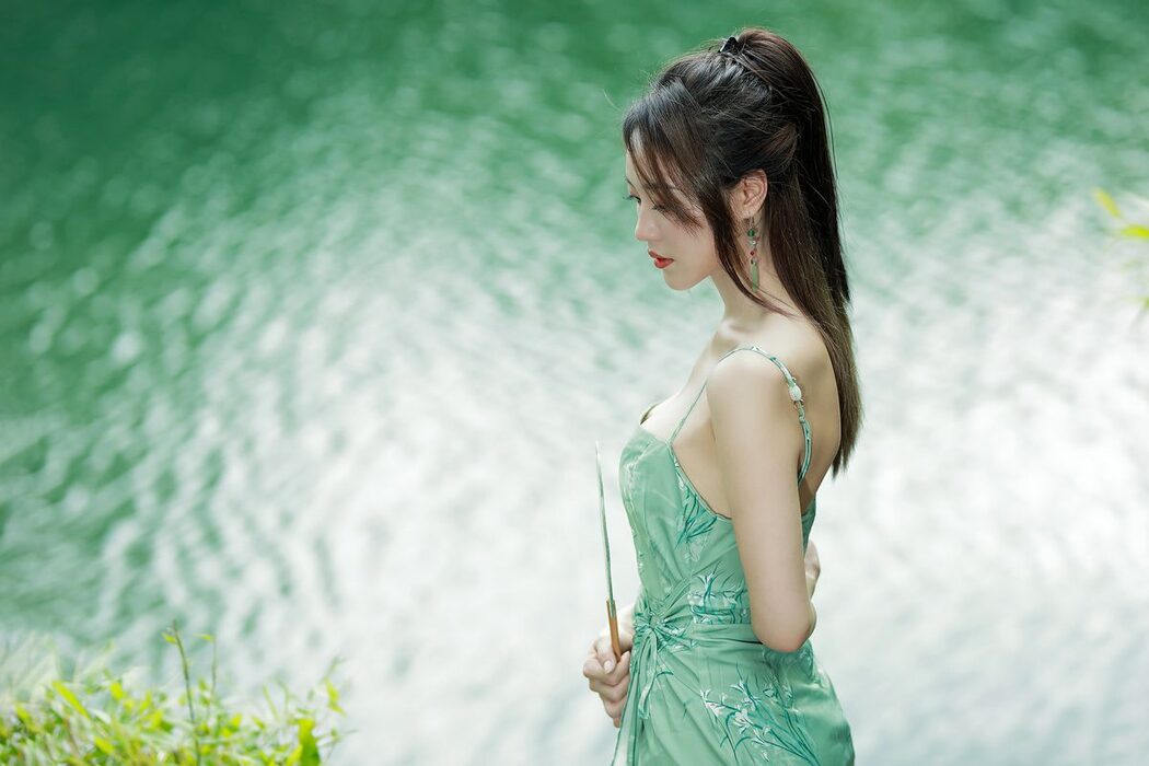 YiTuYu艺图语 Vol.4888 Yu Er