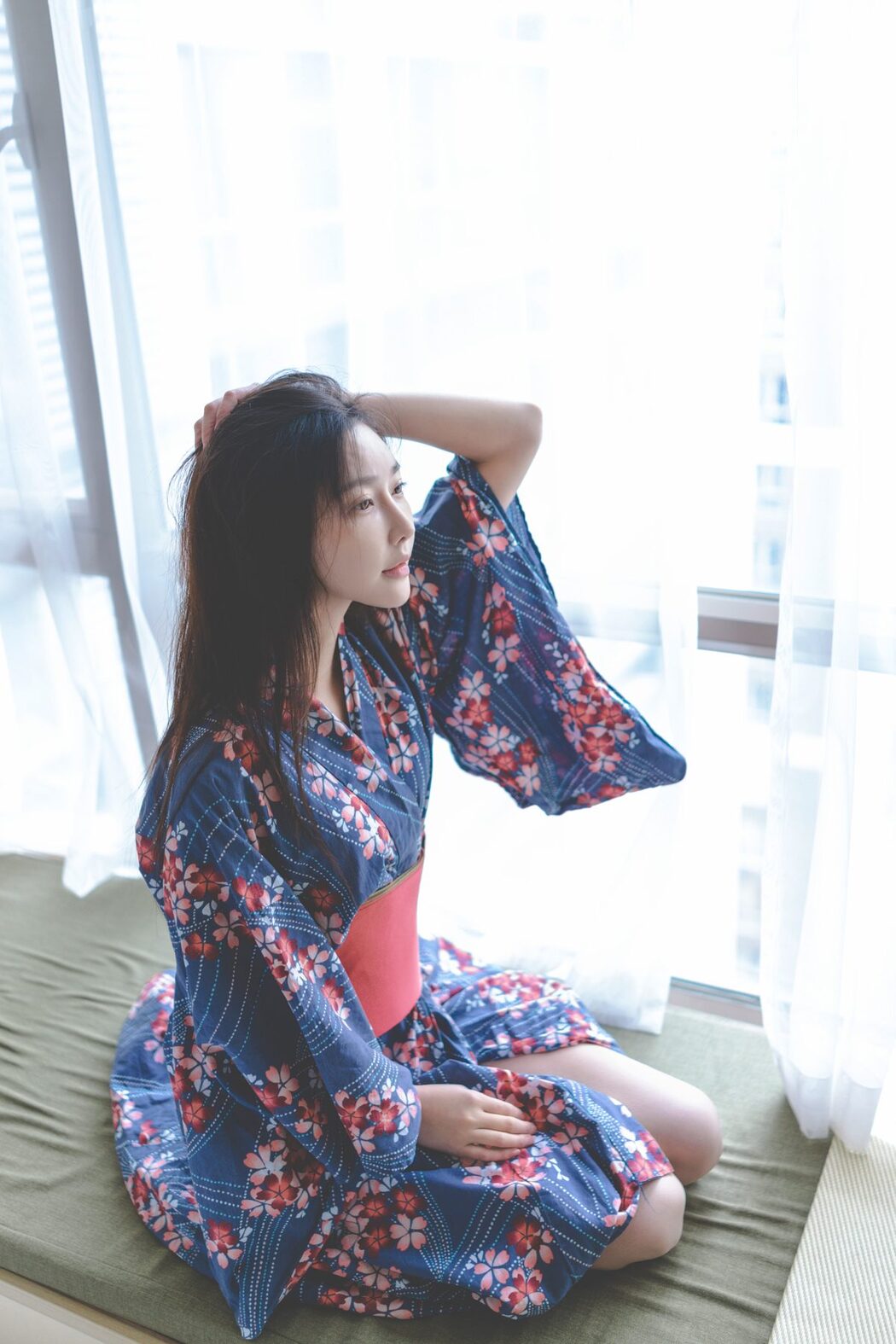 YiTuYu艺图语 Vol.4856 Li Li
