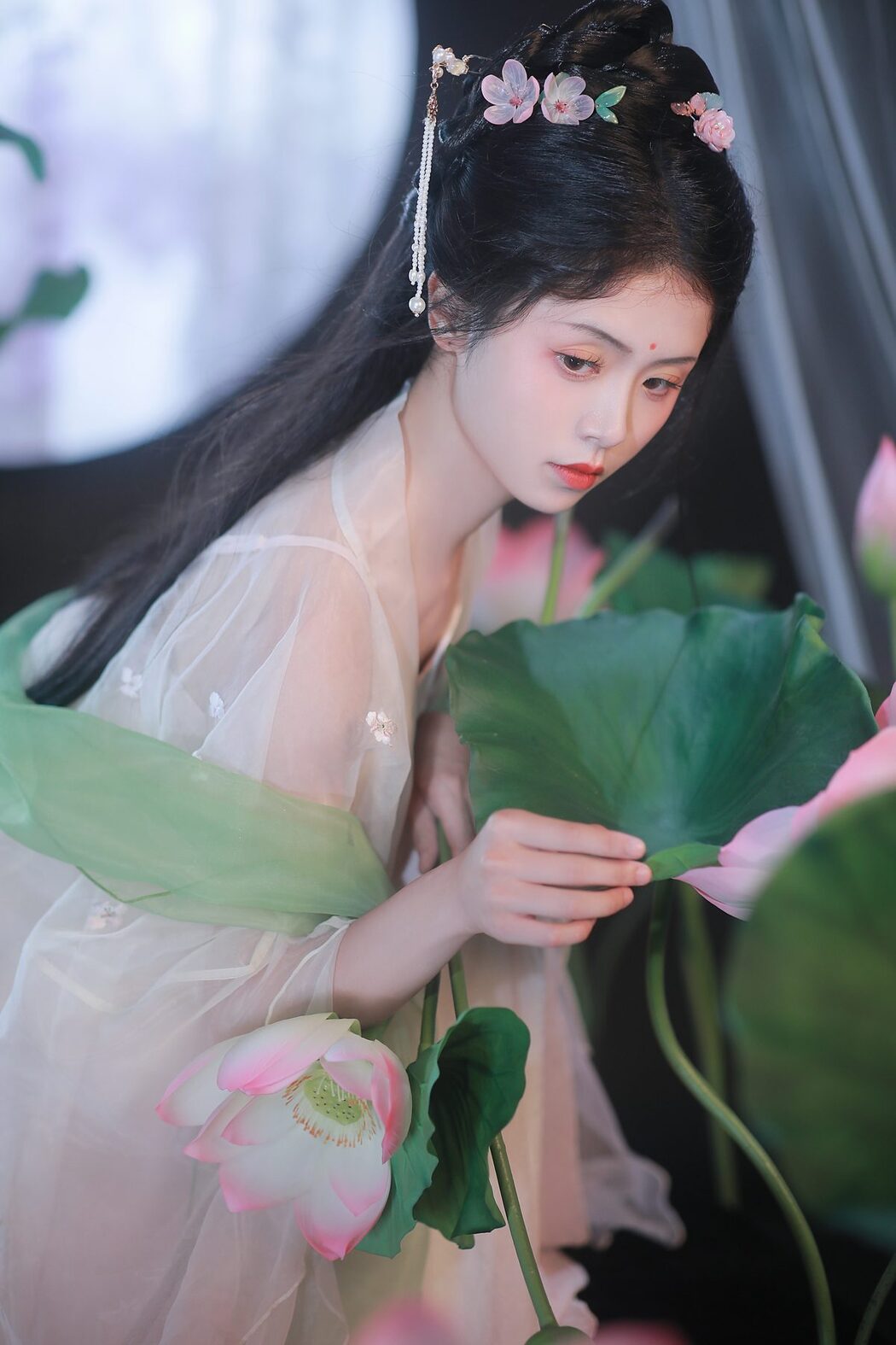 YiTuYu艺图语 Vol.4974 Dai Bu Zhu De Yi Mi