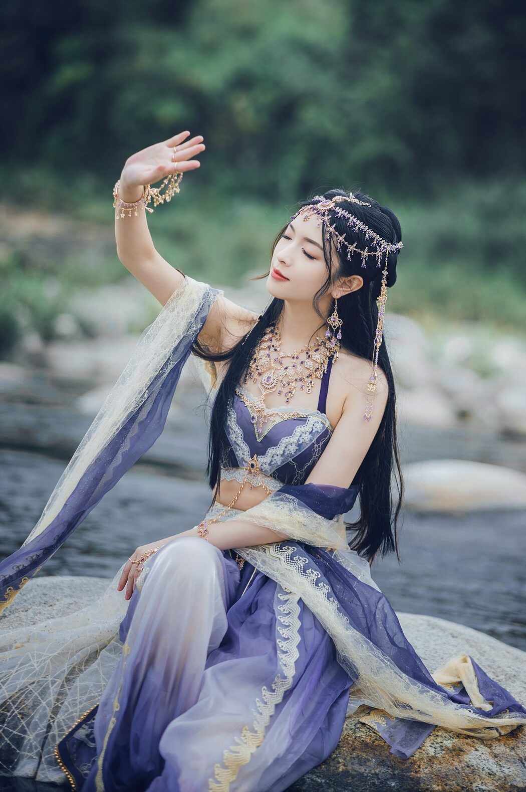 YiTuYu艺图语 Vol.4908 Xin Yi