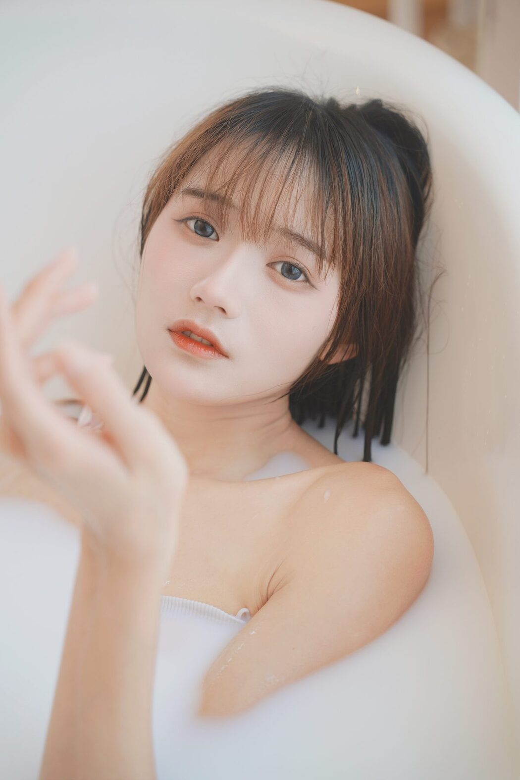 YiTuYu艺图语 Vol.4920 Tu Zi Zzz Bu Chi Hu Luo Bo