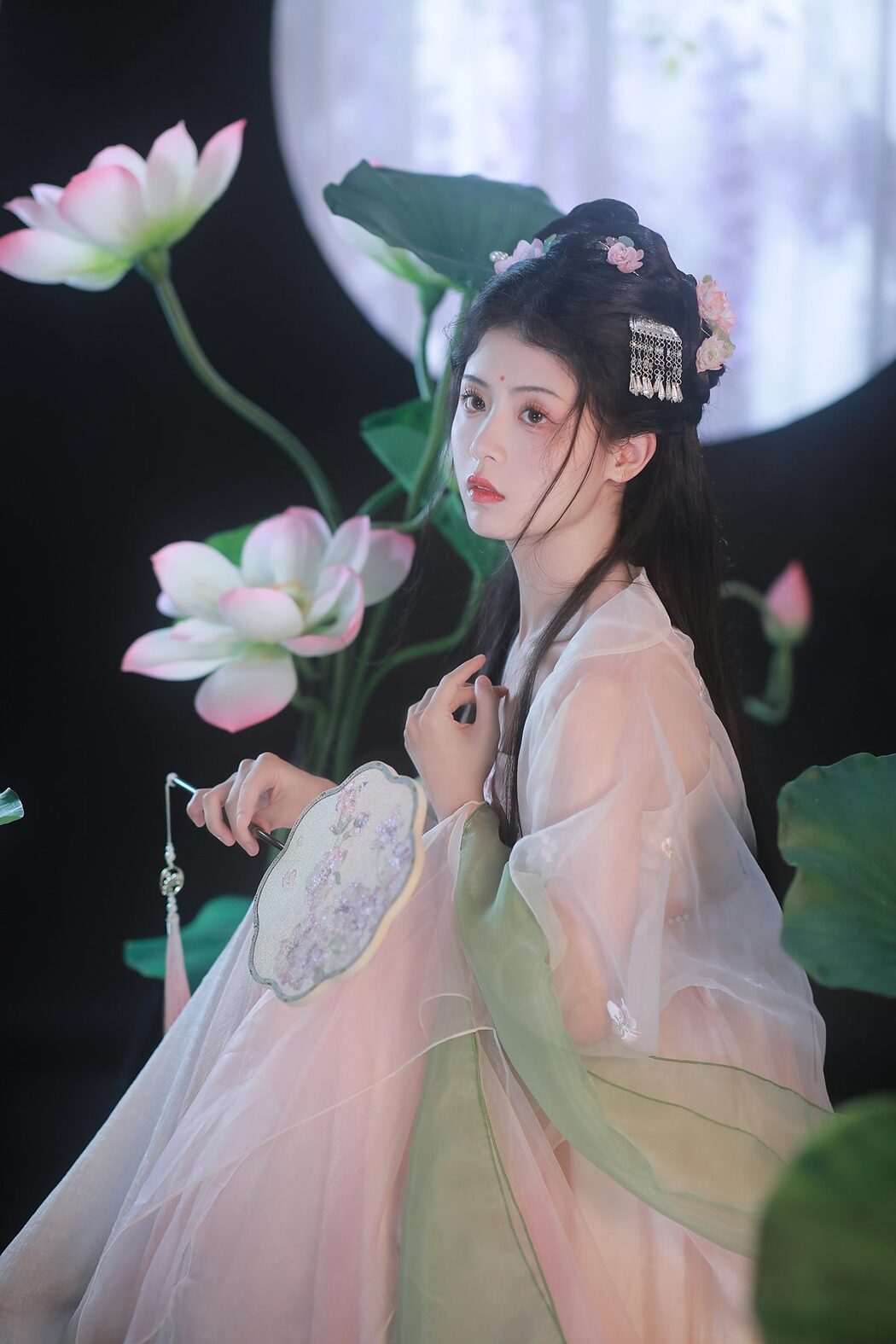 YiTuYu艺图语 Vol.4974 Dai Bu Zhu De Yi Mi