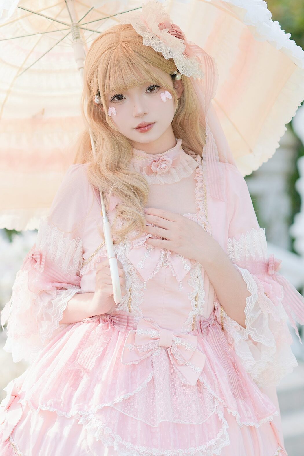 YiTuYu艺图语 Vol.4943 Xin Bao Xin Bao Tian Tian Chi Bao Cover Photo