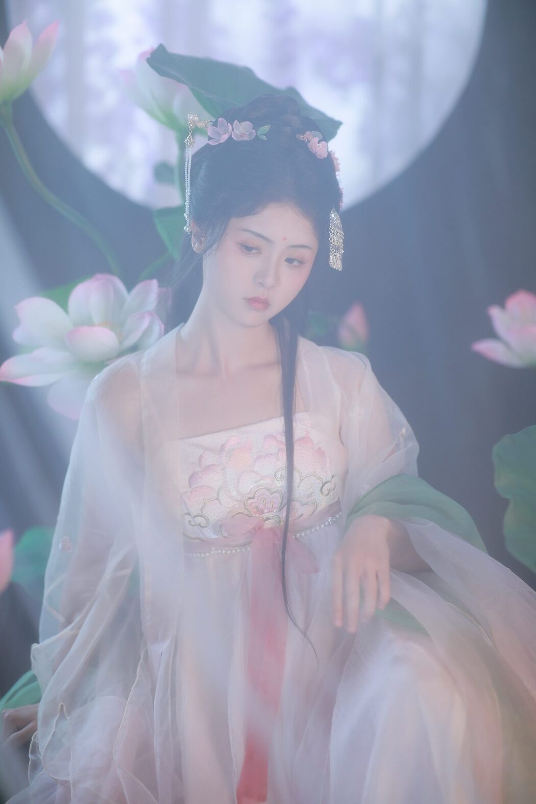 YiTuYu艺图语 Vol.4974 Dai Bu Zhu De Yi Mi