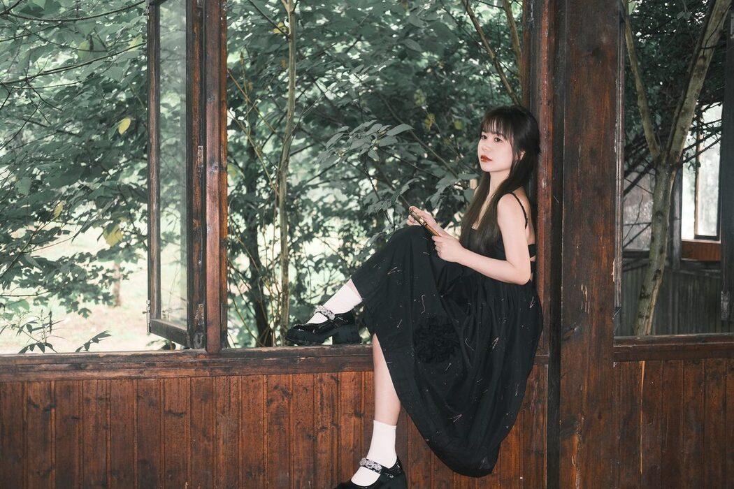 YiTuYu艺图语 Vol.4922 He Ming Zhi Ying