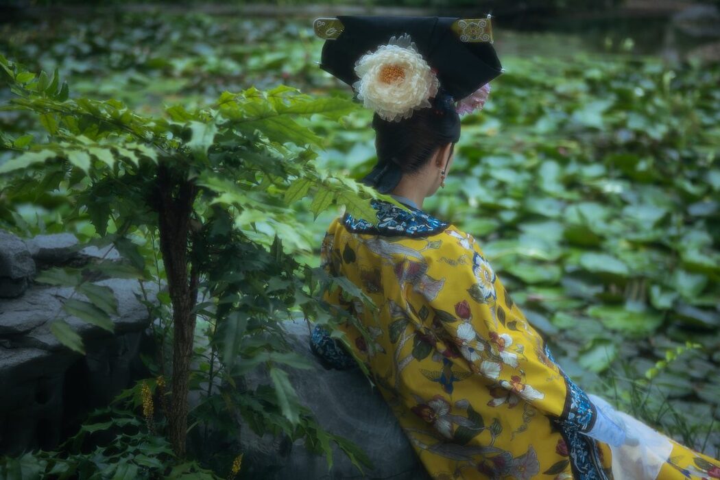 YiTuYu艺图语 Vol.4858 Zhi Zhi Qi
