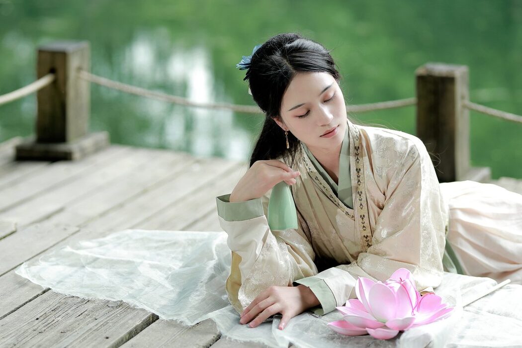 YiTuYu艺图语 Vol.4863 Chang Nian W