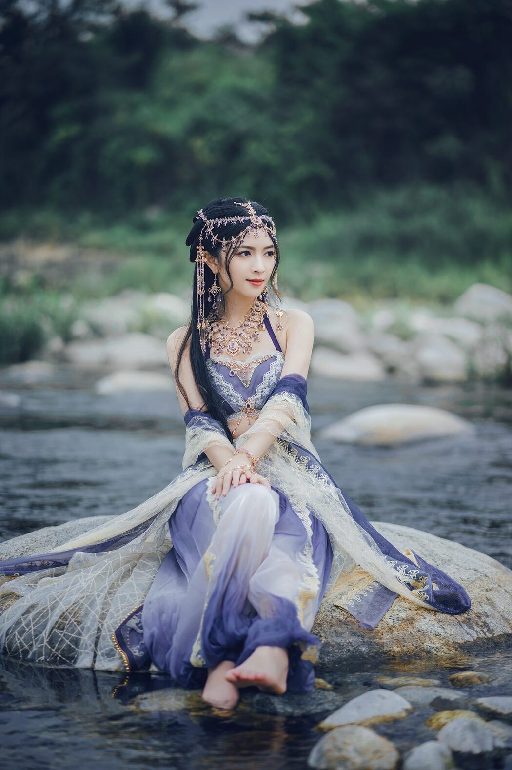 YiTuYu艺图语 Vol.4908 Xin Yi
