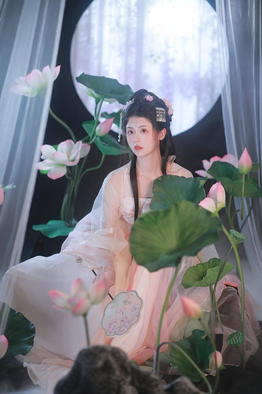 YiTuYu艺图语 Vol.4974 Dai Bu Zhu De Yi Mi