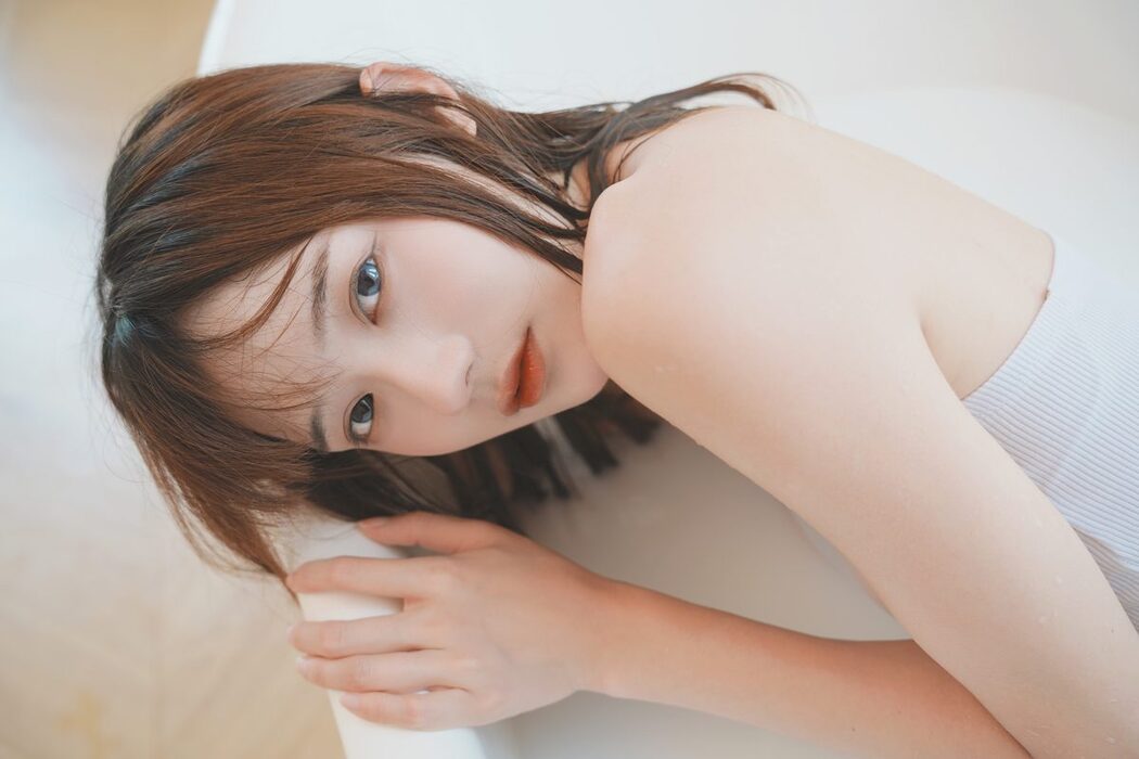 YiTuYu艺图语 Vol.4920 Tu Zi Zzz Bu Chi Hu Luo Bo