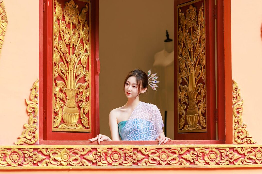 YiTuYu艺图语 Vol.4913 She Kong De Luan Luan