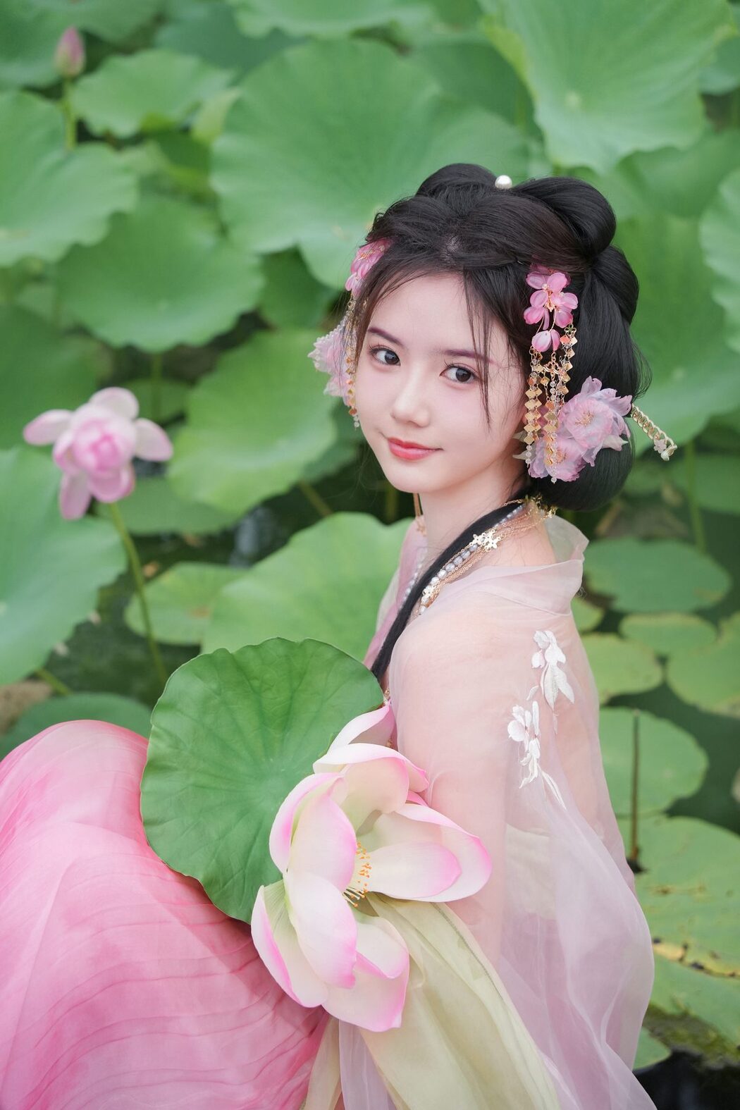 YiTuYu艺图语 Vol.4884 Shi Yu Gan A