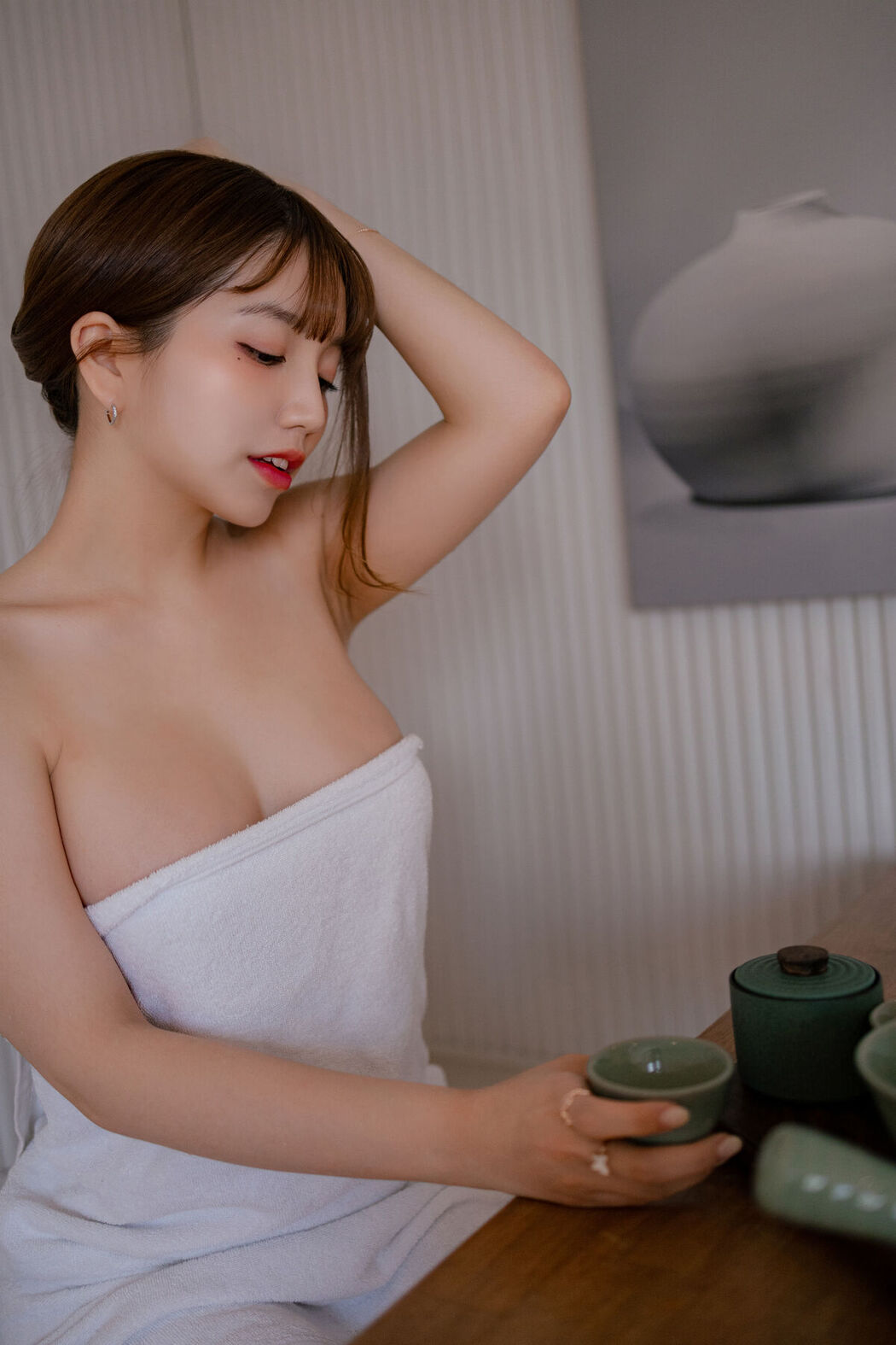Yoonbly – In the water