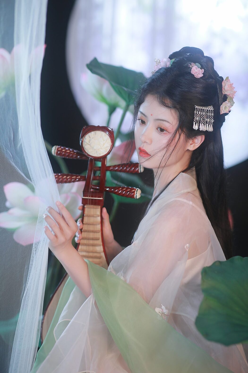YiTuYu艺图语 Vol.4974 Dai Bu Zhu De Yi Mi