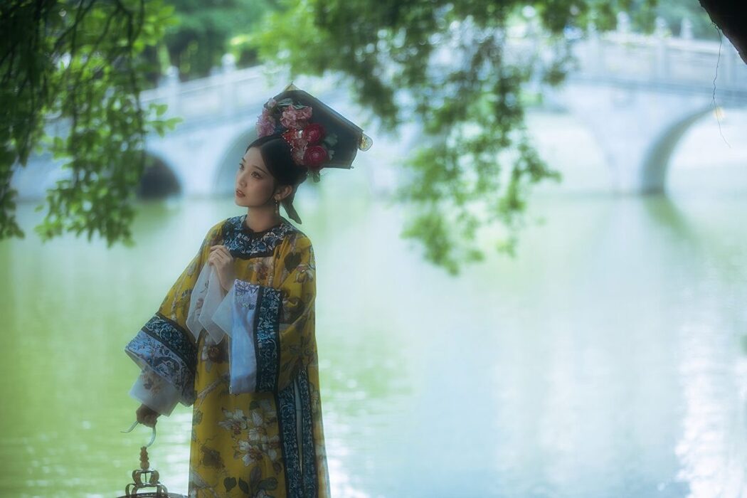 YiTuYu艺图语 Vol.4858 Zhi Zhi Qi