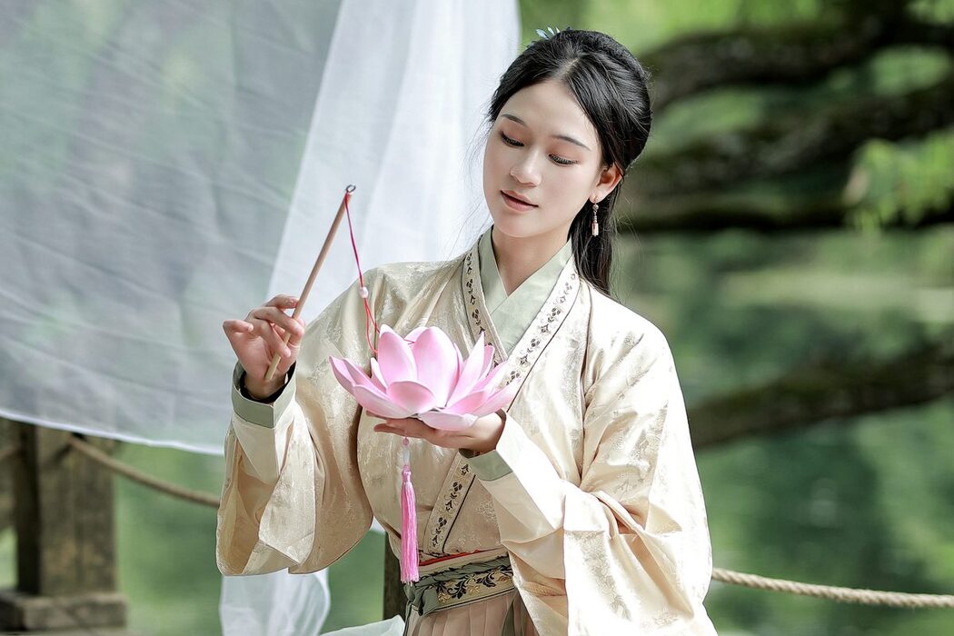 YiTuYu艺图语 Vol.4863 Chang Nian W