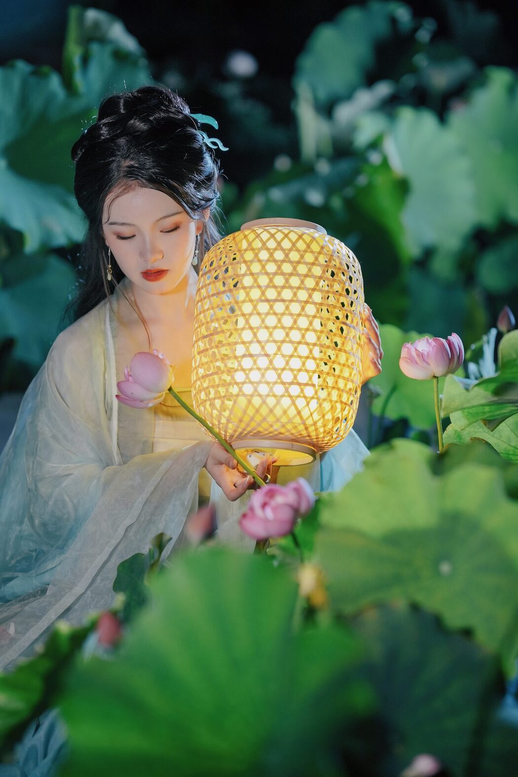YiTuYu艺图语 Vol.4861 Yue Li